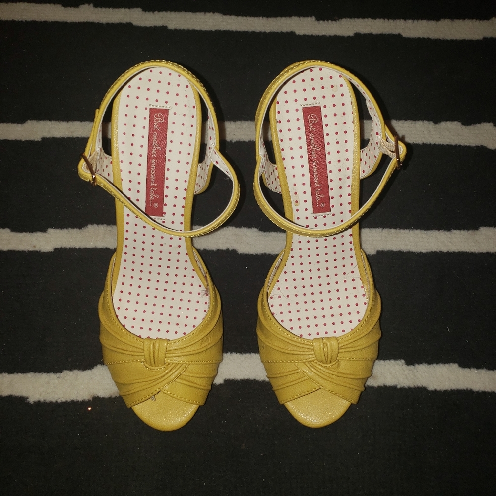 Yellow Heels